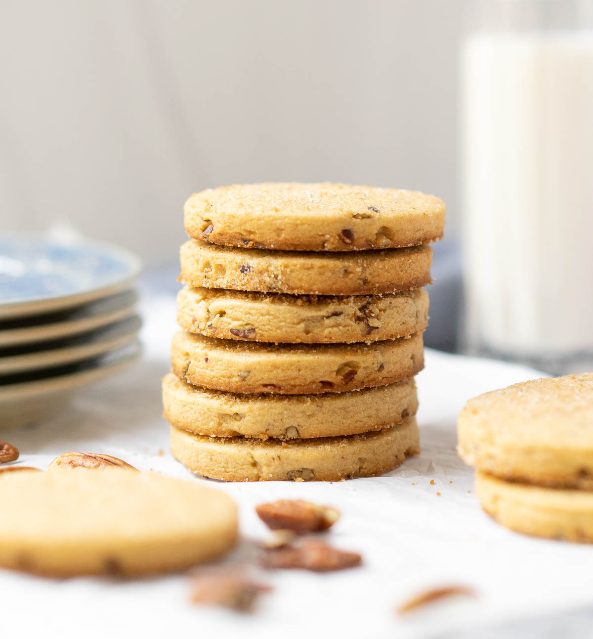 apple cider, maple and pecans sugar cookies