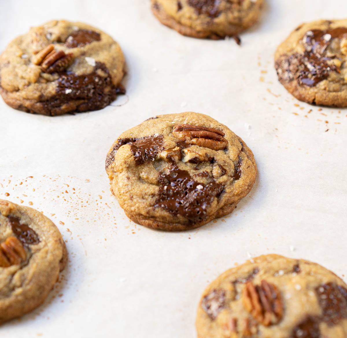 chocolate chunk pecan cookies