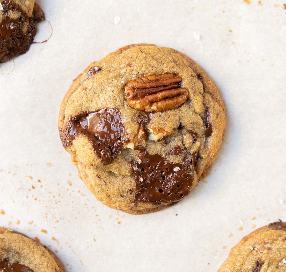 chocolate chunk pecan cookies